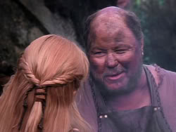 extant_XenaWarriorPrincess_1x11-TheBlackWolf_00905