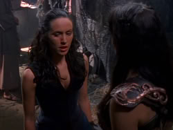 extant_XenaWarriorPrincess_1x11-TheBlackWolf_01105
