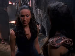 extant_XenaWarriorPrincess_1x11-TheBlackWolf_01106