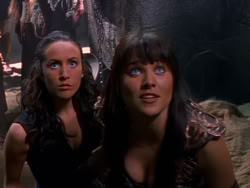 extant_XenaWarriorPrincess_1x11-TheBlackWolf_01124