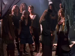 extant_XenaWarriorPrincess_1x11-TheBlackWolf_01139