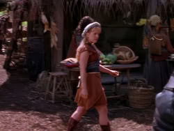 extant_XenaWarriorPrincess_1x11-TheBlackWolf_01145