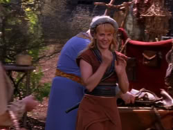 extant_XenaWarriorPrincess_1x11-TheBlackWolf_01158