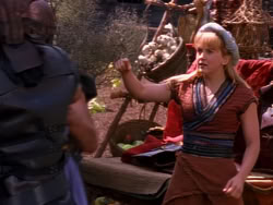 extant_XenaWarriorPrincess_1x11-TheBlackWolf_01233