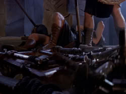extant_XenaWarriorPrincess_1x11-TheBlackWolf_01408