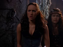 extant_XenaWarriorPrincess_1x11-TheBlackWolf_01517