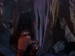 extant_XenaWarriorPrincess_1x11-TheBlackWolf_01526
