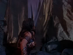 extant_XenaWarriorPrincess_1x11-TheBlackWolf_01527