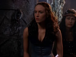 extant_XenaWarriorPrincess_1x11-TheBlackWolf_01590