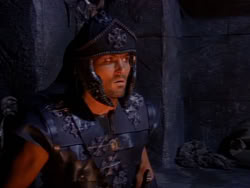 extant_XenaWarriorPrincess_1x11-TheBlackWolf_01977