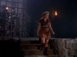 extant_XenaWarriorPrincess_1x11-TheBlackWolf_02560