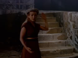 extant_XenaWarriorPrincess_1x11-TheBlackWolf_02569