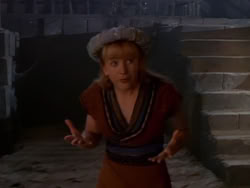 extant_XenaWarriorPrincess_1x11-TheBlackWolf_02573
