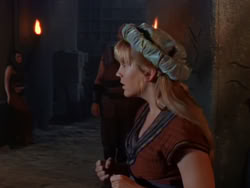 extant_XenaWarriorPrincess_1x11-TheBlackWolf_02595