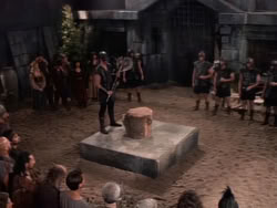 extant_XenaWarriorPrincess_1x11-TheBlackWolf_03253