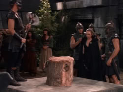 extant_XenaWarriorPrincess_1x11-TheBlackWolf_03356