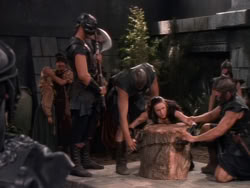extant_XenaWarriorPrincess_1x11-TheBlackWolf_03364