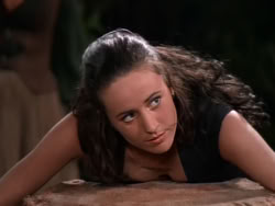 extant_XenaWarriorPrincess_1x11-TheBlackWolf_03378
