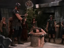 extant_XenaWarriorPrincess_1x11-TheBlackWolf_03387