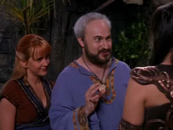 extant_XenaWarriorPrincess_1x11-TheBlackWolf_03604