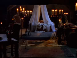 extant_XenaWarriorPrincess_1x12-BewareGreeksBearingGifts_0002