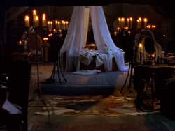 extant_XenaWarriorPrincess_1x12-BewareGreeksBearingGifts_0003