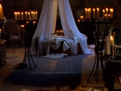 extant_XenaWarriorPrincess_1x12-BewareGreeksBearingGifts_0005