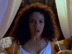 extant_XenaWarriorPrincess_1x12-BewareGreeksBearingGifts_0096
