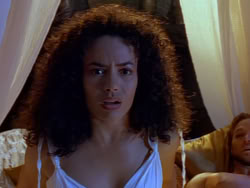 extant_XenaWarriorPrincess_1x12-BewareGreeksBearingGifts_0097