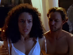extant_XenaWarriorPrincess_1x12-BewareGreeksBearingGifts_0103