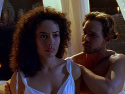 extant_XenaWarriorPrincess_1x12-BewareGreeksBearingGifts_0122