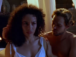 extant_XenaWarriorPrincess_1x12-BewareGreeksBearingGifts_0125