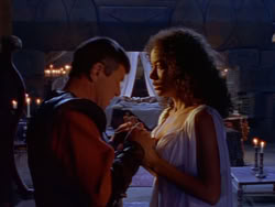extant_XenaWarriorPrincess_1x12-BewareGreeksBearingGifts_0168