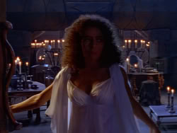 extant_XenaWarriorPrincess_1x12-BewareGreeksBearingGifts_0171