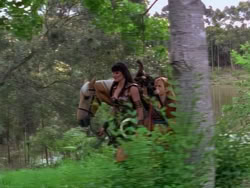 extant_XenaWarriorPrincess_1x12-BewareGreeksBearingGifts_0213