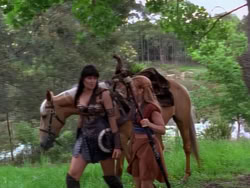 extant_XenaWarriorPrincess_1x12-BewareGreeksBearingGifts_0217