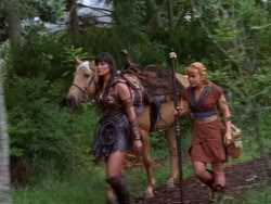 extant_XenaWarriorPrincess_1x12-BewareGreeksBearingGifts_0237