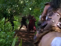 extant_XenaWarriorPrincess_1x12-BewareGreeksBearingGifts_0258