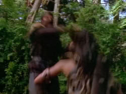 extant_XenaWarriorPrincess_1x12-BewareGreeksBearingGifts_0280