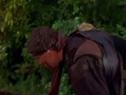 extant_XenaWarriorPrincess_1x12-BewareGreeksBearingGifts_0344