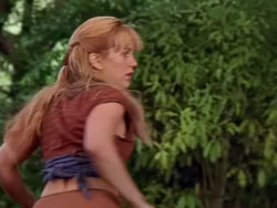extant_XenaWarriorPrincess_1x12-BewareGreeksBearingGifts_0358