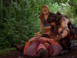 extant_XenaWarriorPrincess_1x12-BewareGreeksBearingGifts_0369