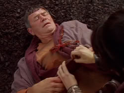 extant_XenaWarriorPrincess_1x12-BewareGreeksBearingGifts_0371