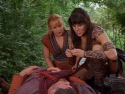 extant_XenaWarriorPrincess_1x12-BewareGreeksBearingGifts_0388