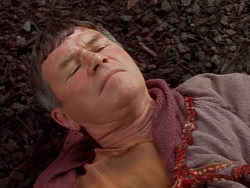 extant_XenaWarriorPrincess_1x12-BewareGreeksBearingGifts_0421