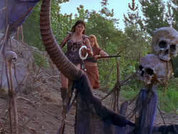 extant_XenaWarriorPrincess_1x12-BewareGreeksBearingGifts_0539