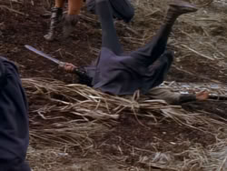extant_XenaWarriorPrincess_1x12-BewareGreeksBearingGifts_0573