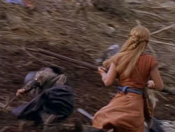 extant_XenaWarriorPrincess_1x12-BewareGreeksBearingGifts_0576