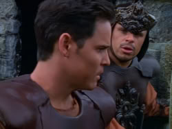 extant_XenaWarriorPrincess_1x12-BewareGreeksBearingGifts_0596