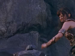extant_XenaWarriorPrincess_1x12-BewareGreeksBearingGifts_0667